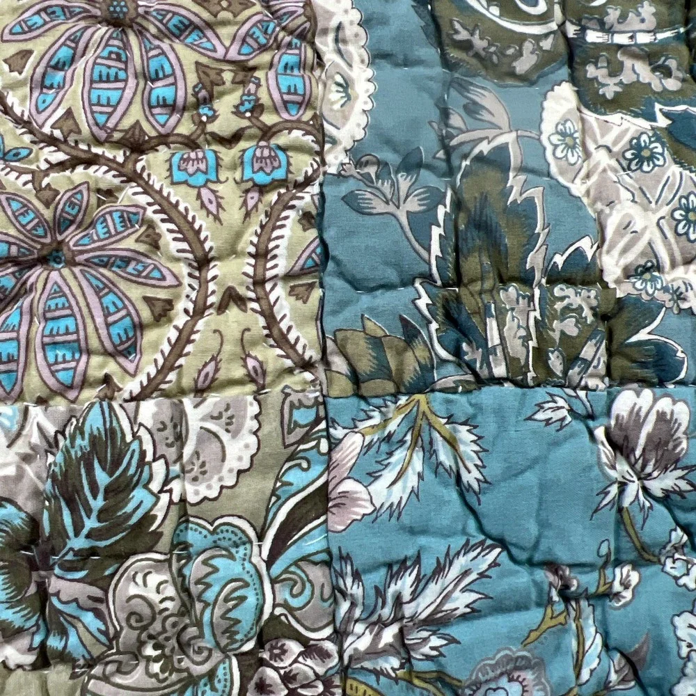 Set Of 2 Potterybarn Euro Pillow Shams Multicolor Floral Quilted Bedding 26
